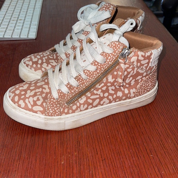 leopard high tops - Picture 2 of 4